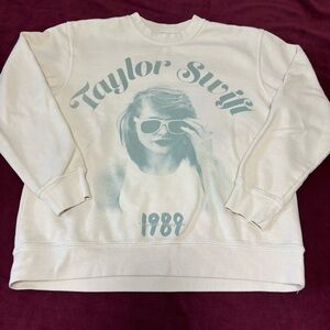 Taylor Swift 1989 Cream Sweatshirt